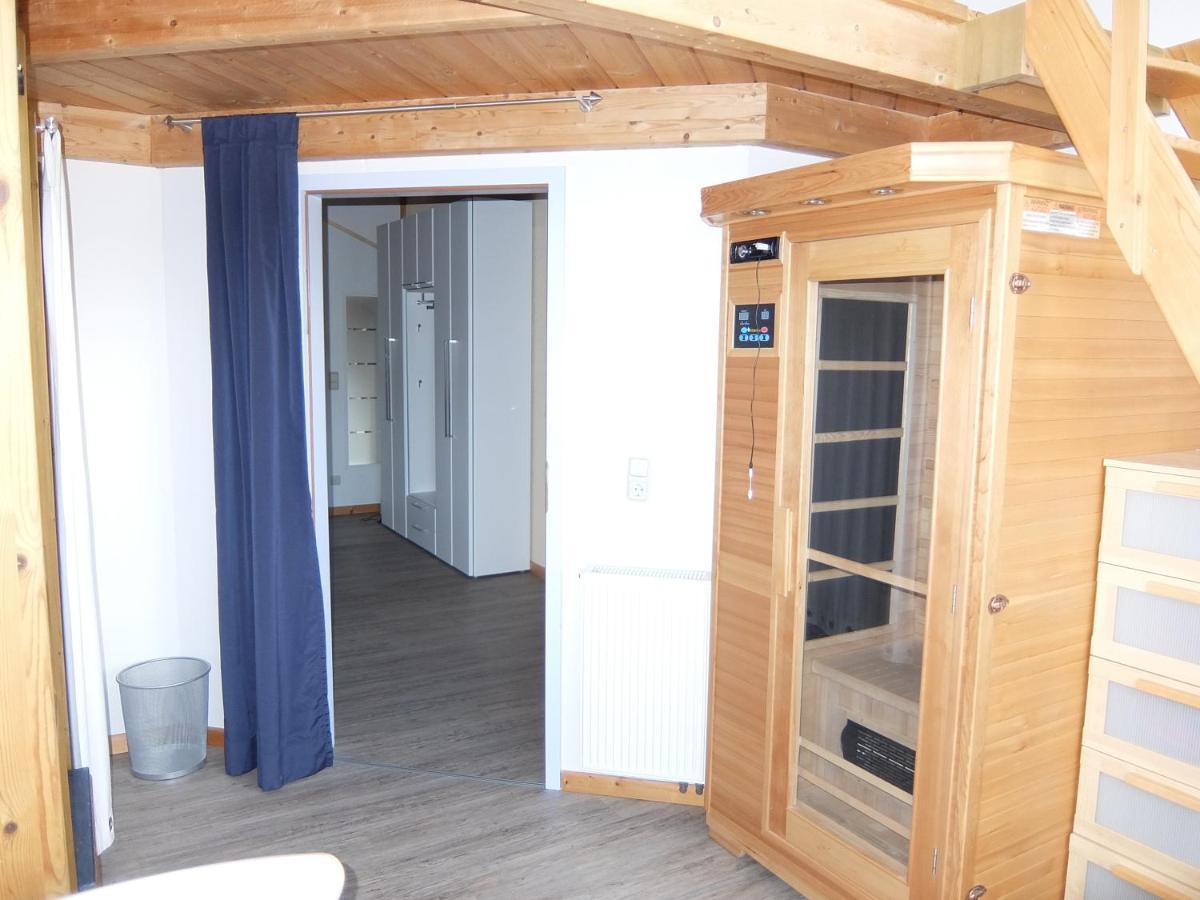 Blaues Haus - Une Maison Bleue Hetzerath Esterno foto